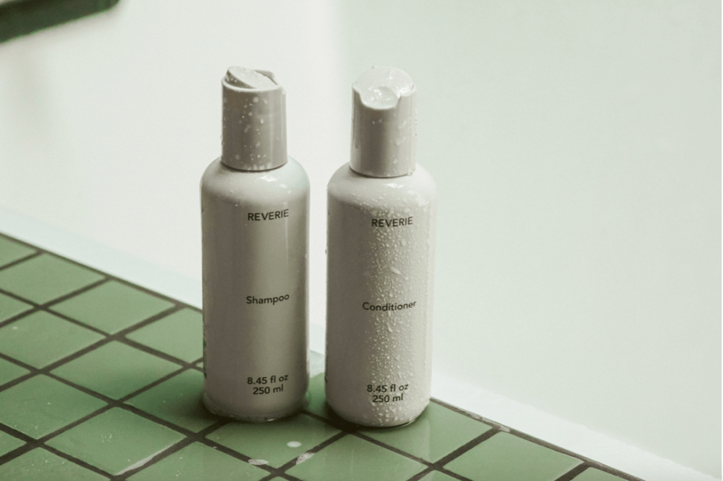 The Impact of Chlorine and Chloramine on Scalp & Hair&nbsp;Health